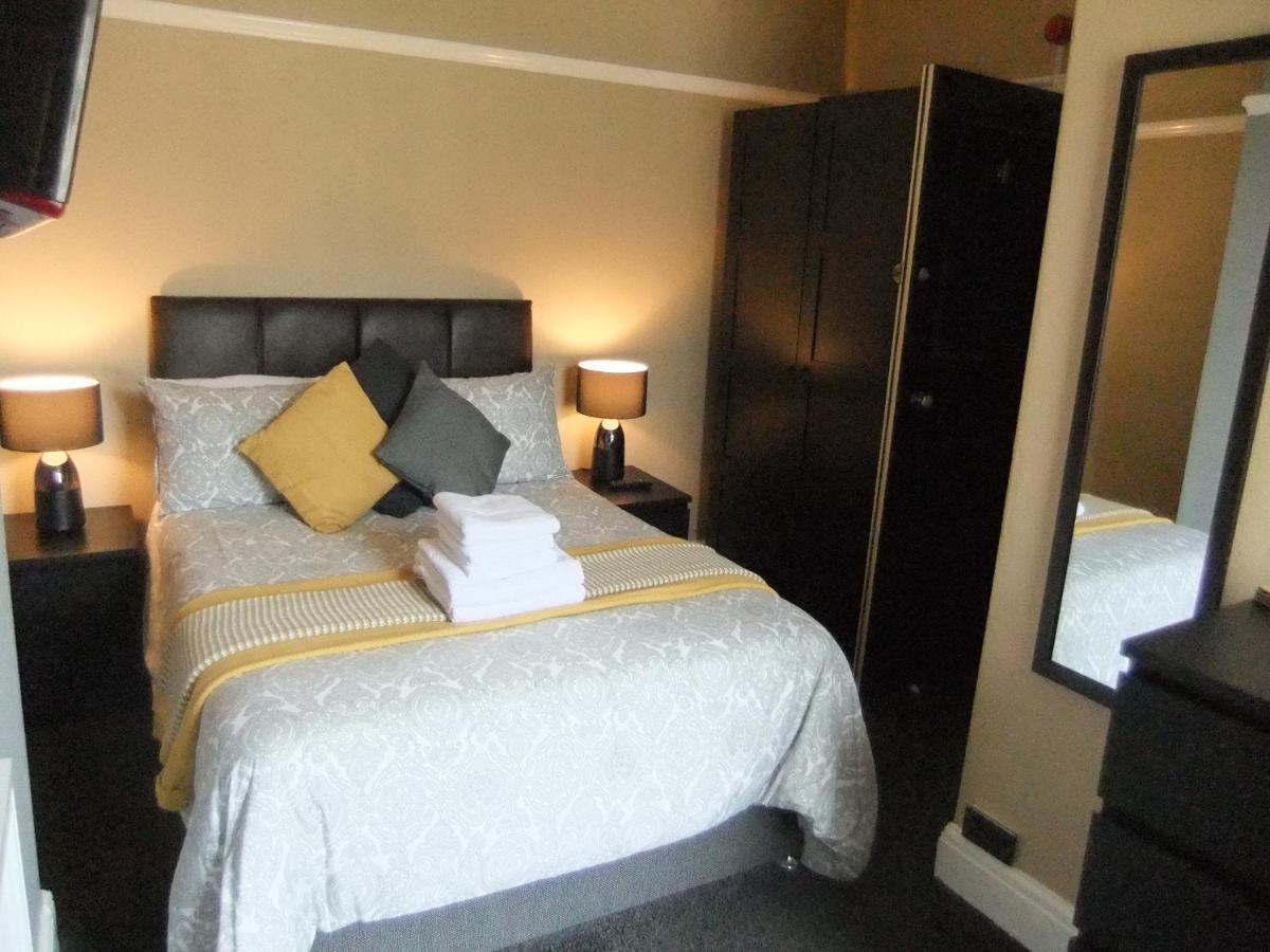 Dewsbury House Apartment Blackpool Bagian luar foto