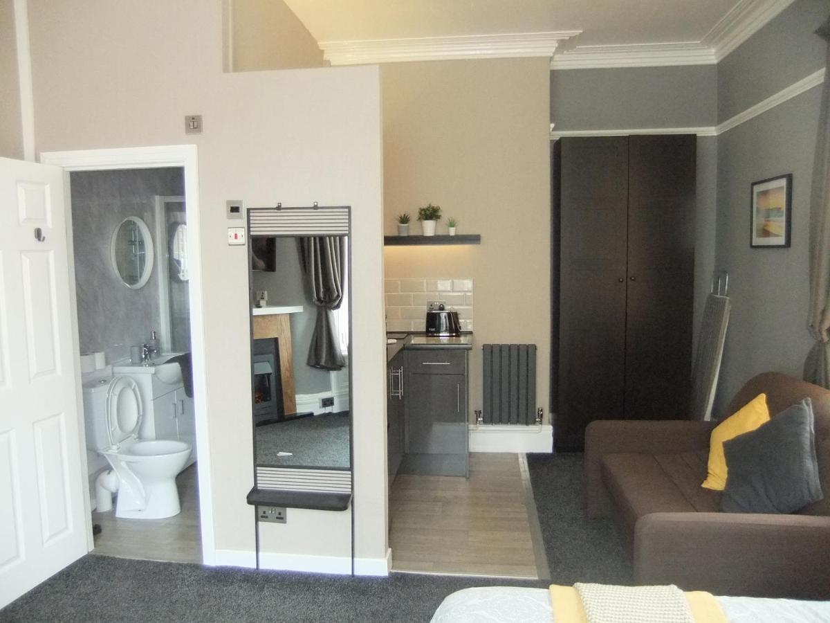 Dewsbury House Apartment Blackpool Bagian luar foto