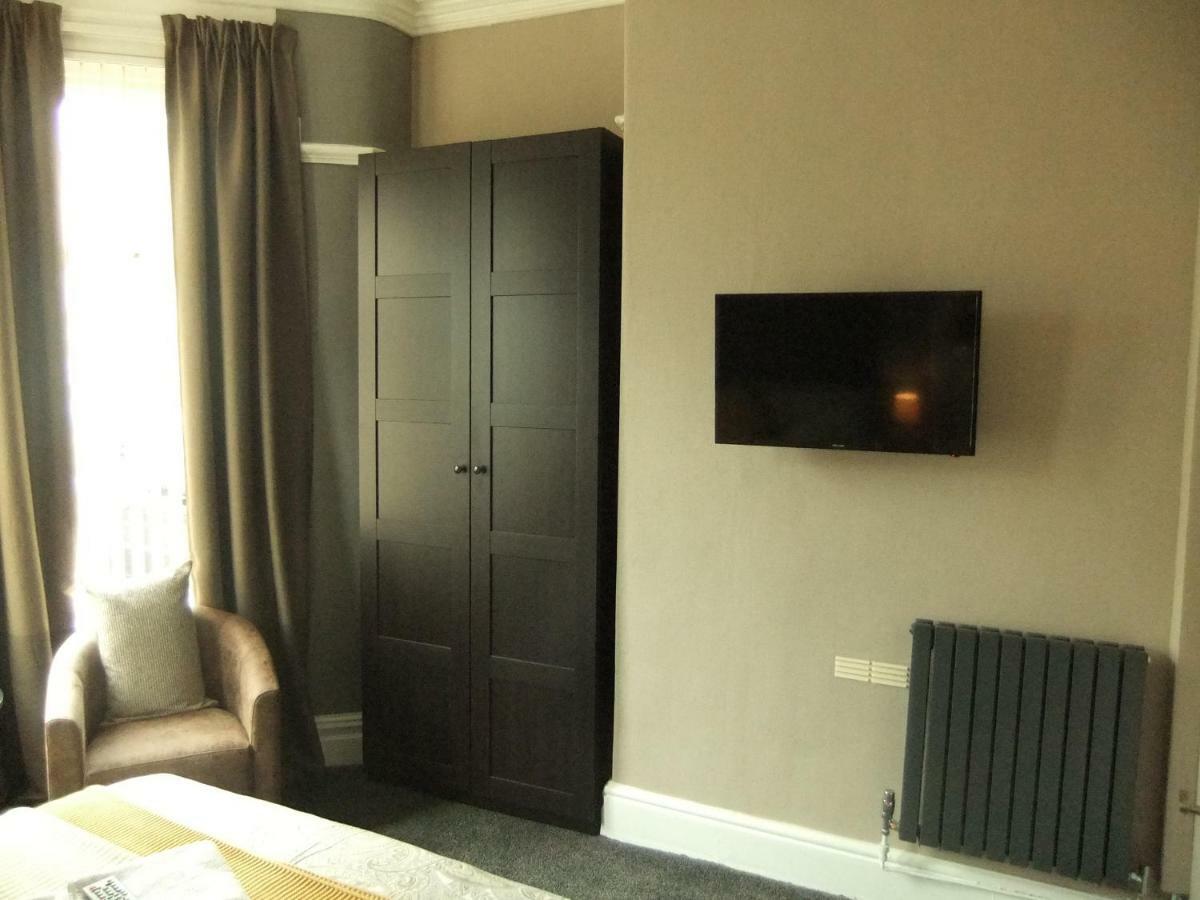 Dewsbury House Apartment Blackpool Bagian luar foto