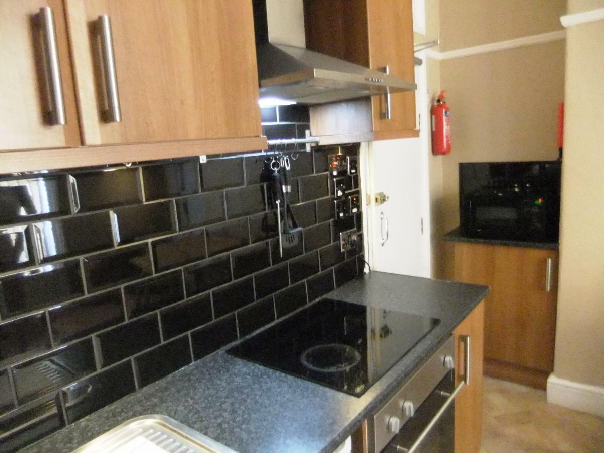Dewsbury House Apartment Blackpool Bagian luar foto